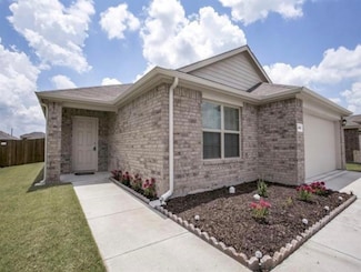409 Azalea Dr, Nevada, TX 75173