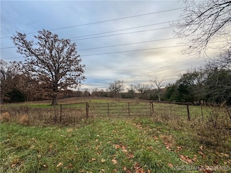 88.2 Highway Bb, Stover, MO 65078