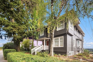 914 23rd Ave E, Seattle, WA 98112