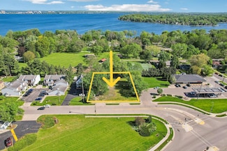 2430 Frazier Ave, Madison, WI 53713