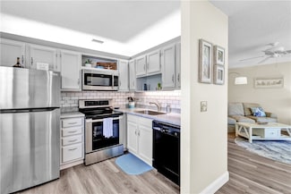107 Spring Lake Ct Unit 102, Vero Beach, FL 32962