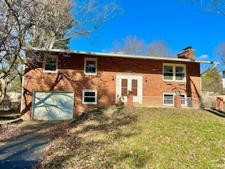 4227 E Cambridge Dr Unit 1, Bloomington, IN 47408