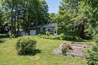 20 Riverdale Pkwy, Lebanon, NH 03766