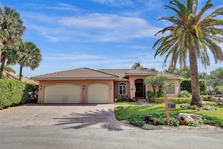 2700 Oak Tree Cir, Fort Lauderdale, FL 33309