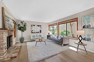 1014 Ironwood Rd, Alameda, CA 94502