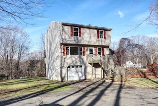 26 Mulberry St, Naugatuck, CT 06770