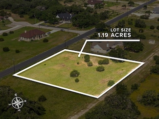 317 John Price, Blanco, TX 78606