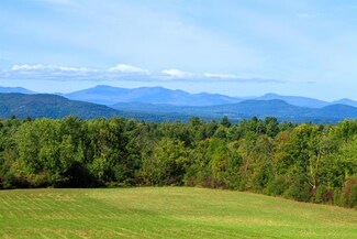 261 Four Winds Rd, Ferrisburgh, VT 05456