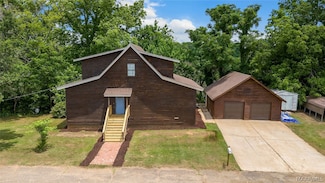 572 Peninsula Ln, Millbrook, AL 36054