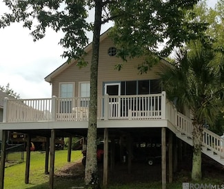 20996 Diversion Canal Rd, Maurepas, LA 70449