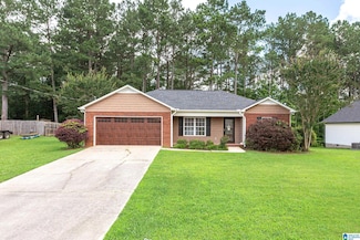 34 Covington Ridge Dr, Jacksonville, AL 36265