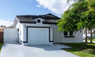 8550 SW 207th Terrace, Cutler Bay, FL 33189