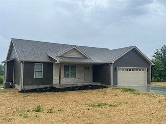 114 Middlebrook Ln, Smiths Grove, KY 42171
