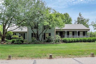 1112 Rankin Dr, Zanesville, OH 43701