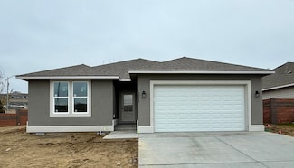 6958 W 31st Ave, Kennewick, WA 99338