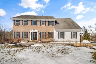 22 Dyke Rd, Latham, NY 12110