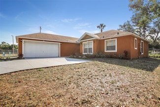 919 Cumbran Ln, Kissimmee, FL 34758
