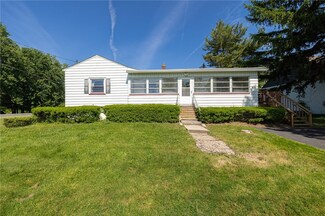 824 Hard Rd, Webster, NY 14580