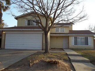 5106 E Pitt Ave, Fresno, CA 93725