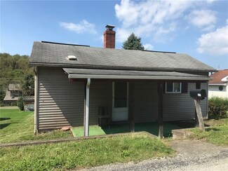 517 Pine St, Mount Pleasant, PA 15666