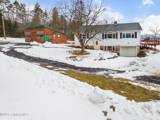 103 Bud Dr, Howes Cave, NY 12092