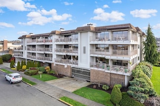 200 2nd Ave N Unit 202, Edmonds, WA 98020