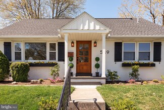 549 W Areba Ave, Hershey, PA 17033