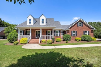 908 Haddonfield Dr, Fort Mill, SC 29708