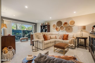 31556 Agoura Rd Unit 2, Westlake Village, CA 91361