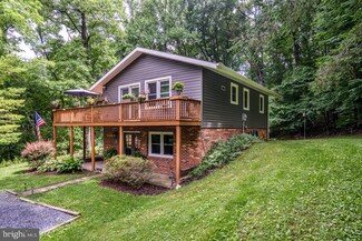 9000 Frank Lane Rd, Singers Glen, VA 22850
