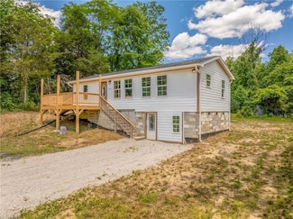 7420 Chaseford Rd, Liberty, NC 27298
