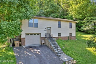 4700 Skyview Dr, Knoxville, TN 37917