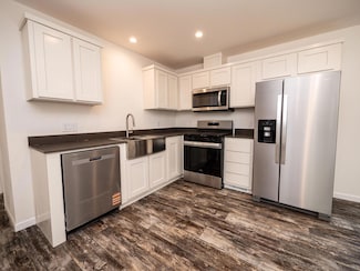 10711 Sherman Grove Ave Unit 26, Sunland, CA 91040