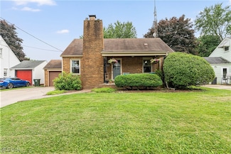 2026 34th St NW, Canton, OH 44709