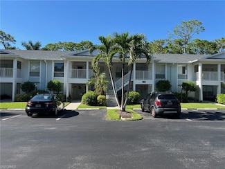1120 Sarah Jean Cir Unit 204, Naples, FL 34110