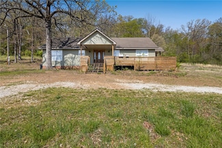 17464 Lake Sequoyah Dr, Fayetteville, AR 72701