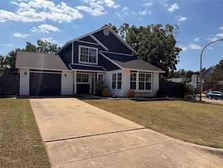 4600 Waterway Dr N, Fort Worth, TX 76137