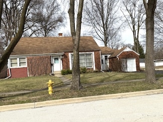 102 W Potomac Ave, Lombard, IL 60148