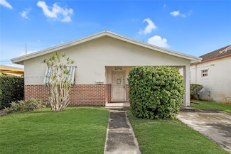 653 NW 3rd Ct, Hallandale Beach, FL 33009