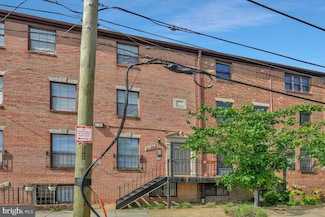 2139 Young St SE Unit 101, Washington, DC 20020