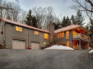 120 Woodland Farms Rd, Pittsburgh, PA 15238