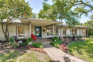 3928 Royal Palms Ct, Dallas, TX 75244