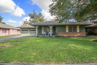 5551 Berry Creek Dr, Houston, TX 77017
