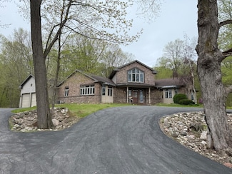 4228 S County Hwy W, Valders, WI 54245