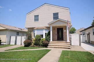 961 Stafford Ave, Staten Island, NY 10309