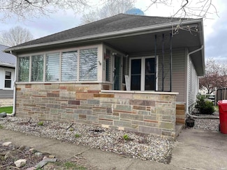 204 N Morgan St, Mentone, IN 46539