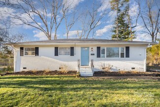 4136 Woodgreen Terrace, Charlotte, NC 28205