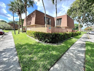193 Charter Way, West Palm Beach, FL 33407