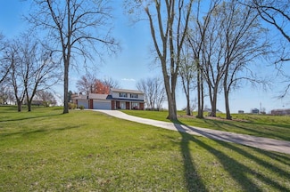 1107 McKimber Dr, Knoxville, IA 50138