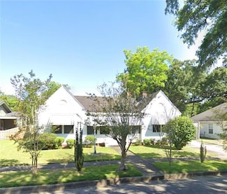 211 2nd St, Mobile, AL 36611